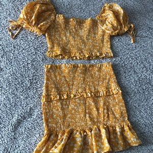 NWOT yellow boho festival floral crop top bodycon skirt 2 piece set Medium